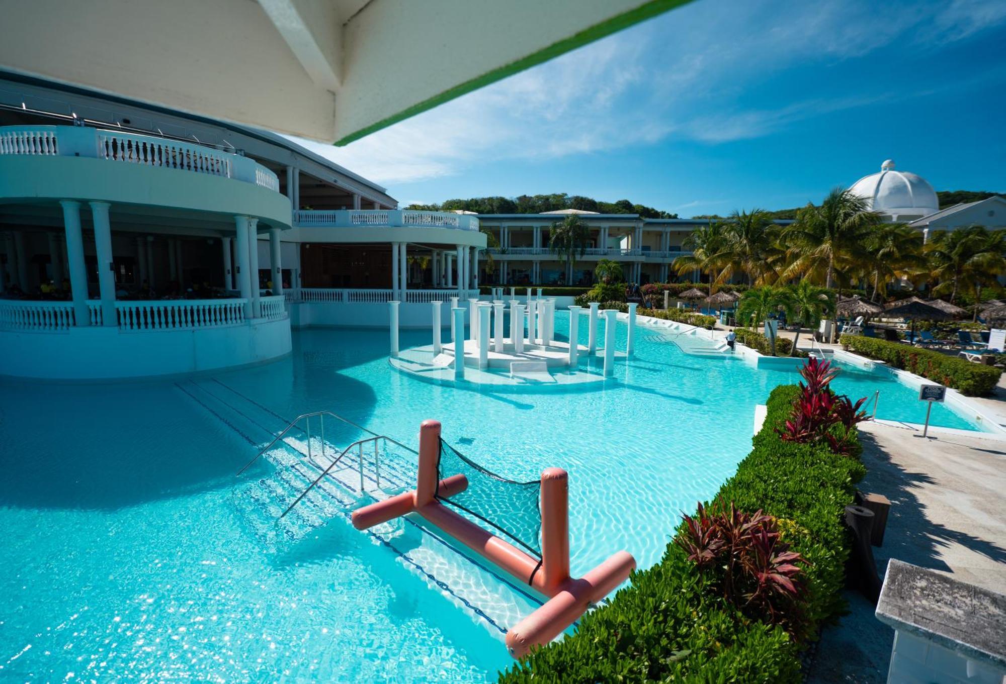 The Signature Level At Grand Palladium Lady Hamilton Resort & Spa Lucea Exterior photo