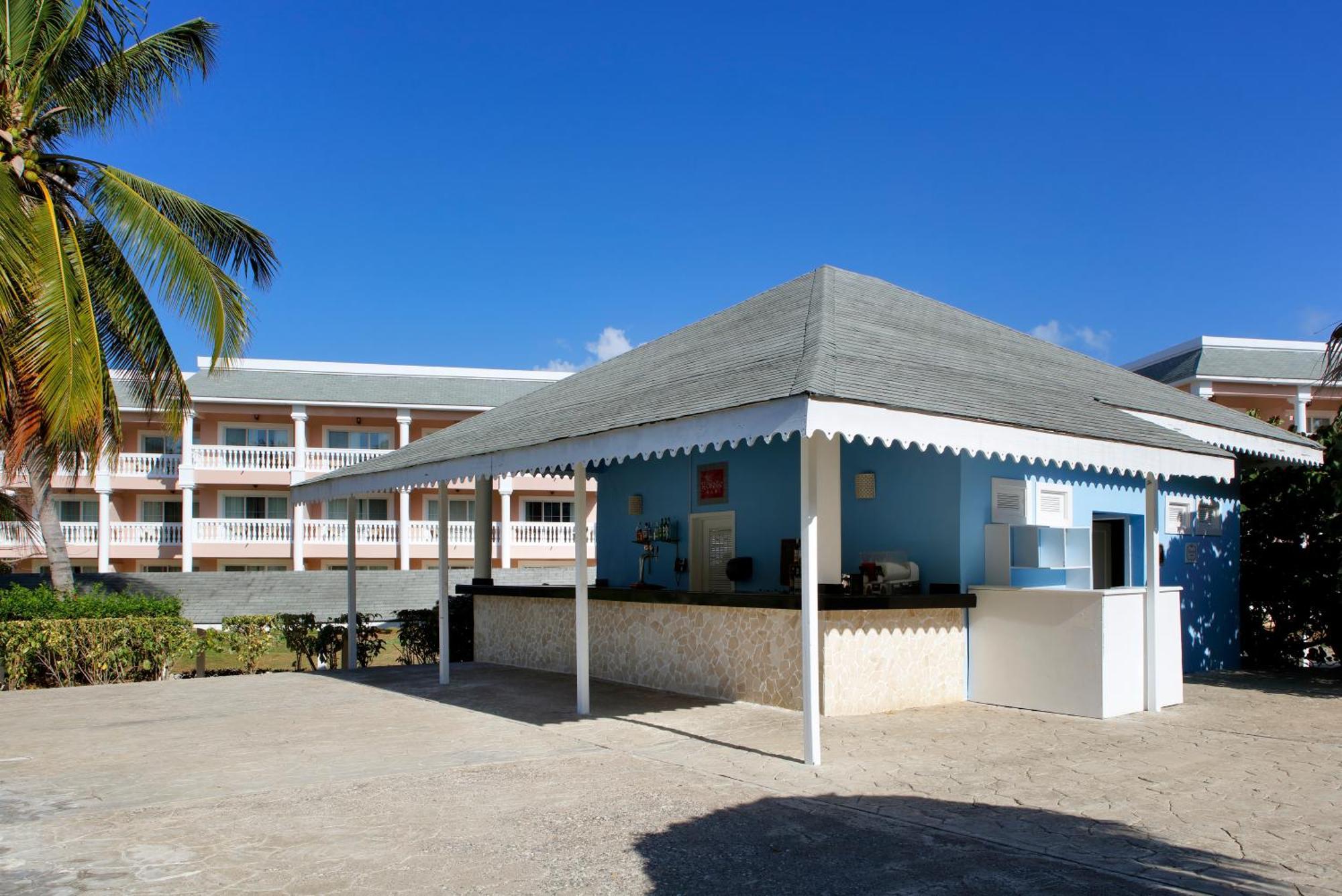 The Signature Level At Grand Palladium Lady Hamilton Resort & Spa Lucea Exterior photo