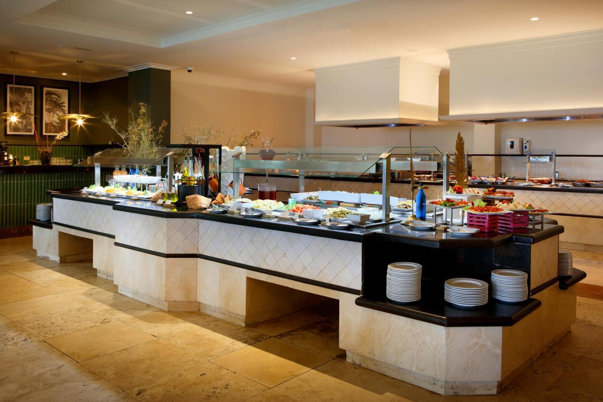 The Signature Level At Grand Palladium Lady Hamilton Resort & Spa Lucea Exterior photo