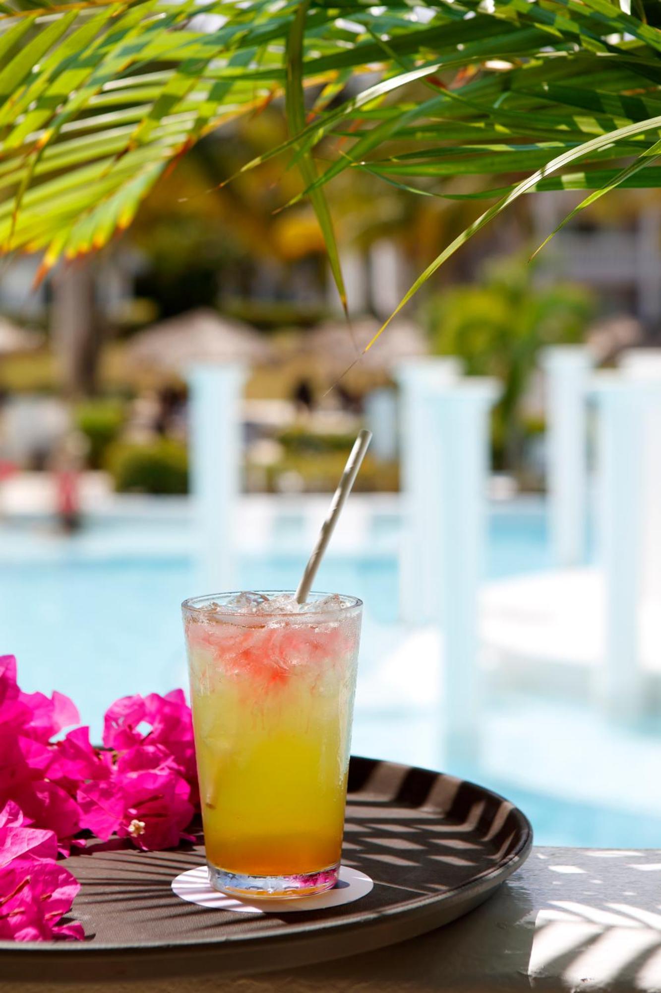 The Signature Level At Grand Palladium Lady Hamilton Resort & Spa Lucea Exterior photo