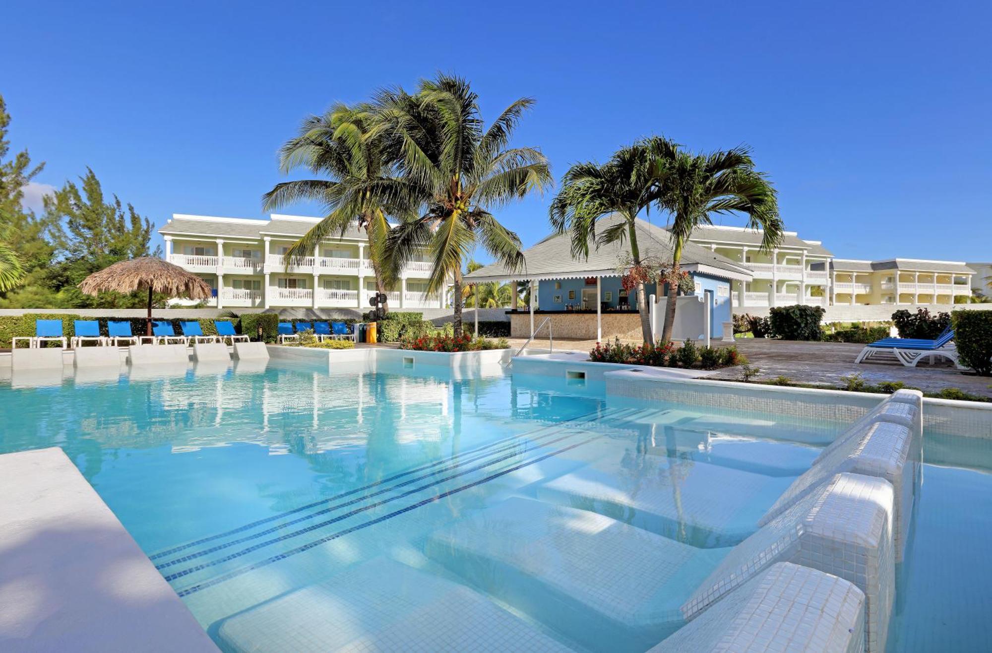 The Signature Level At Grand Palladium Lady Hamilton Resort & Spa Lucea Exterior photo